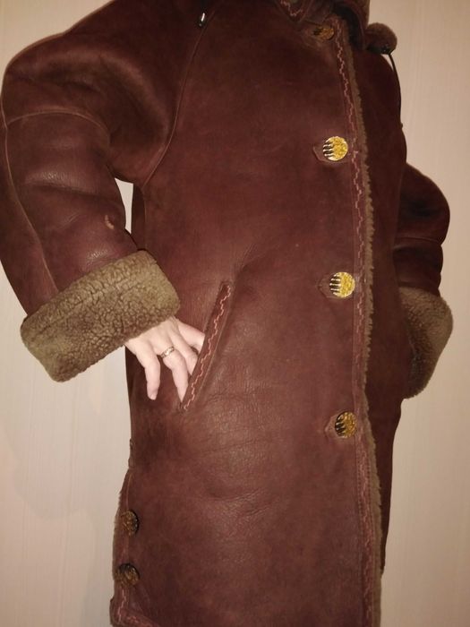 Срочно продам дубленку, очень дешева.