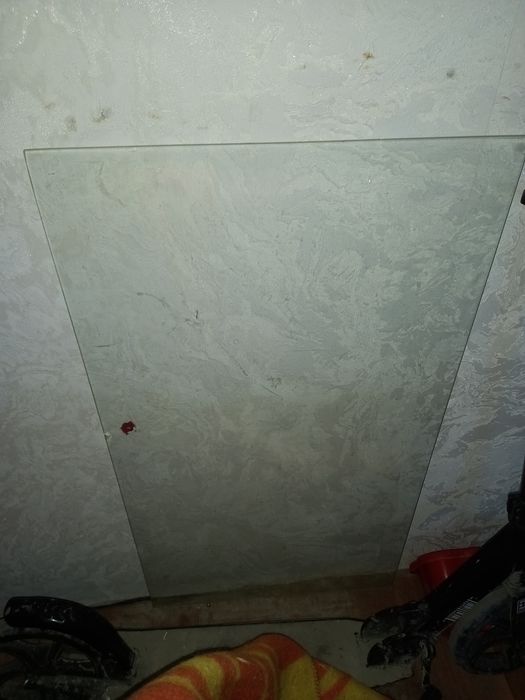 Стекло 41×76 продам