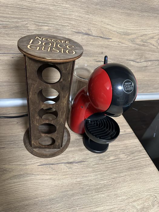 Кафе машина Dolce Gusto Piccolo XS + стойка – 50€