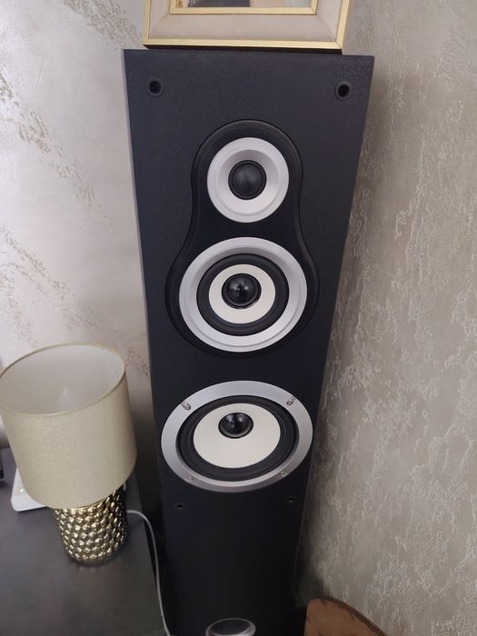 Boxe podea Akai+ stație radio sony