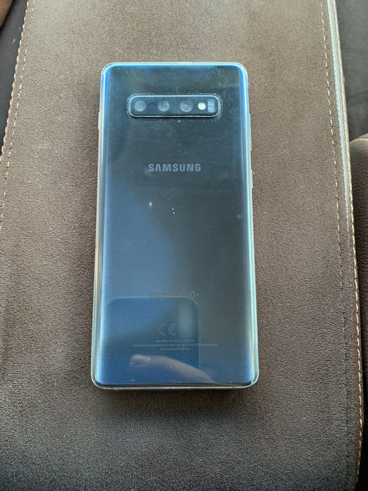 Продам Самсунг с10+