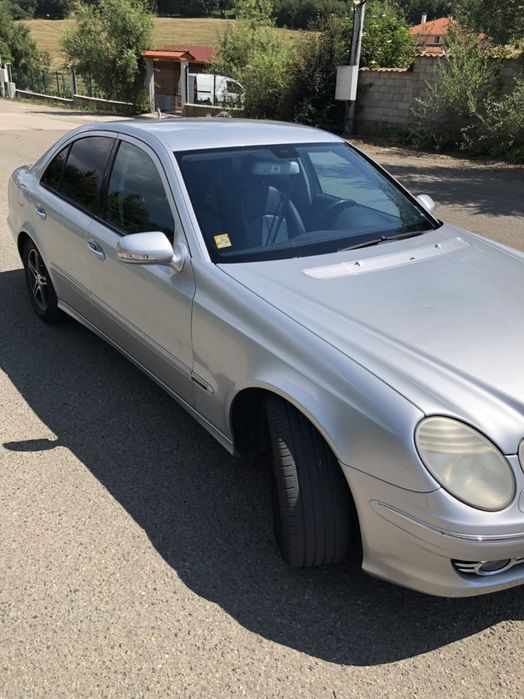 Мерцедес Е280 EVO 3000