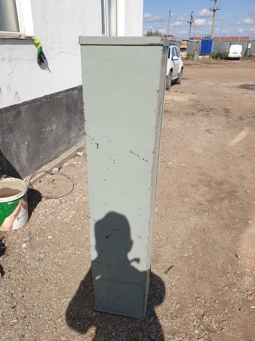 Продам сейф 300×300×1410 мм