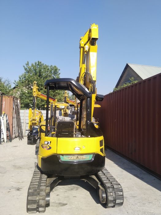 Мини экскаватор Yanmar B3X
