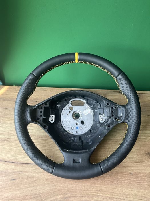 Волан BMW M-tech 3 - Претапициран