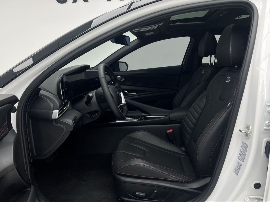 Hyundai Elantra 2022