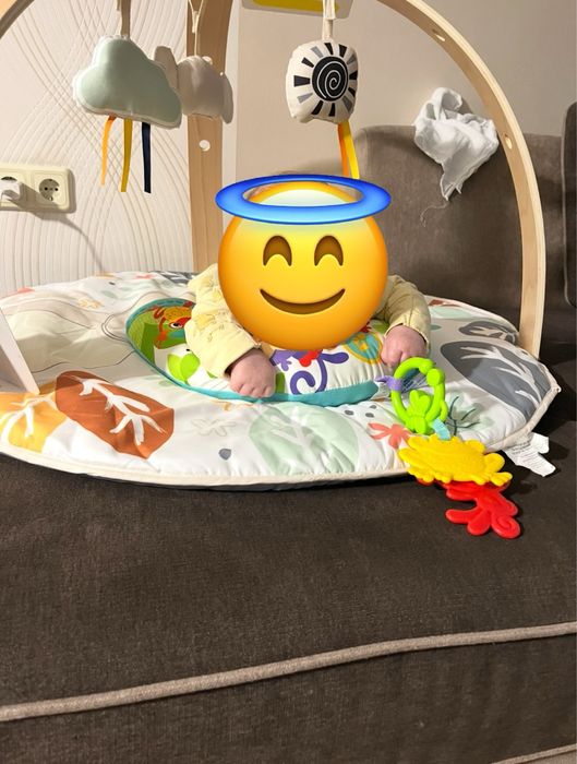 Активна гимнастка