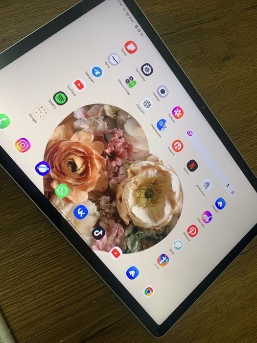 Продается Планшет: Samsung galaxy tab S9 FE 5G