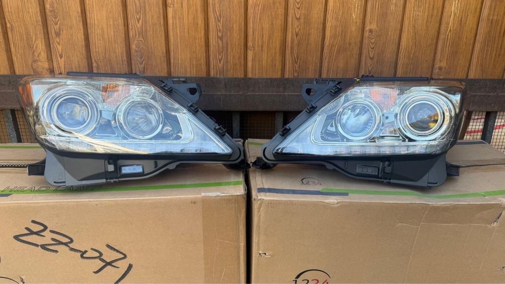 Фары на Lexus LX 570