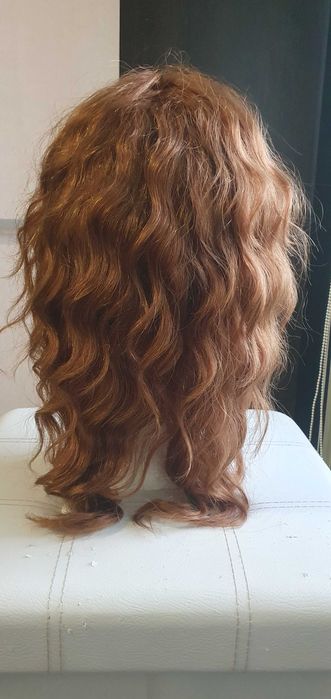 Перука от естествен косъм