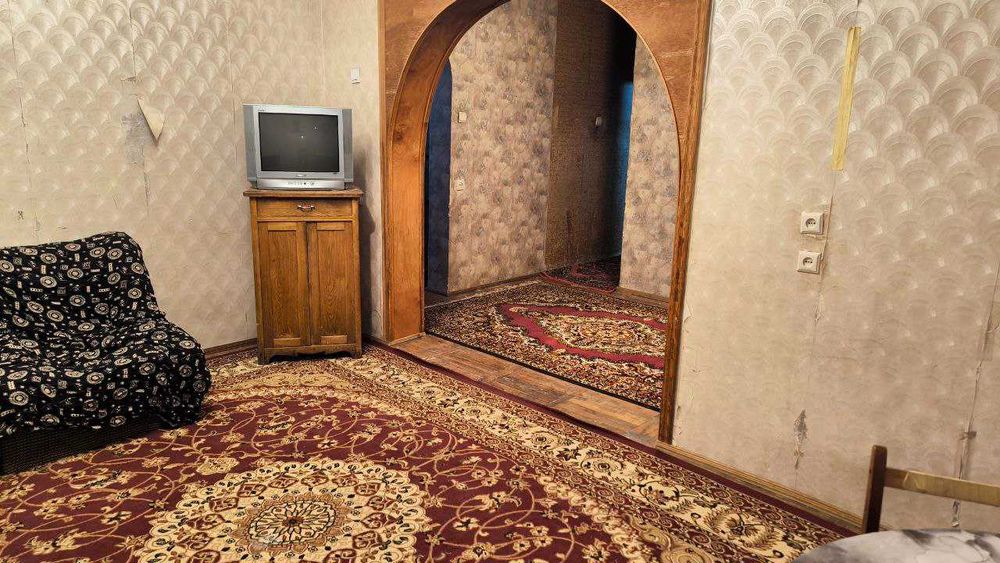 Продажа квартиры 3х комнатной.  Адрес: Юнусабад 2 квартал.