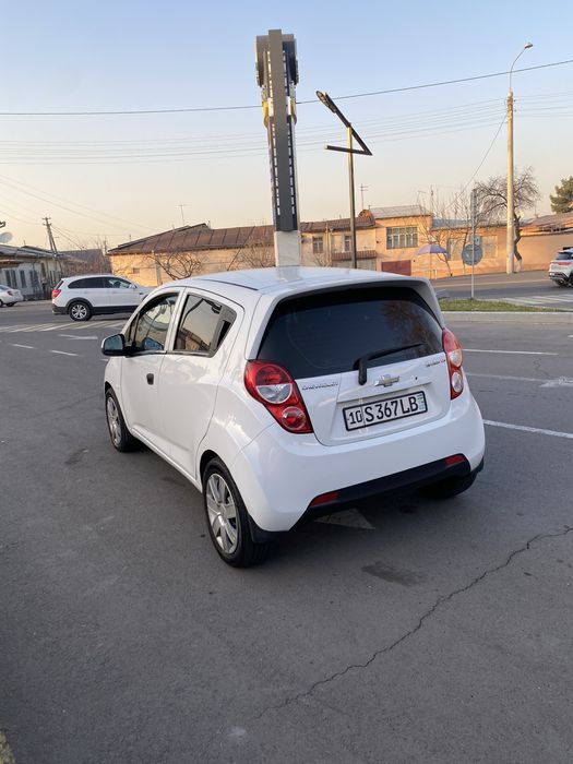 Spark mexanika sotiladi.