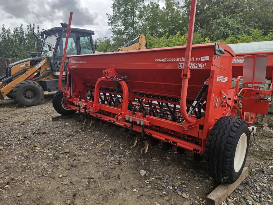 Tractor Case Magnum 7130 + semanatoare Nina 400 + terradisc Valoce