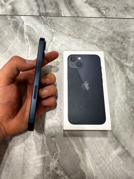 Iphone 13 black 256gb LL/A ideal sotiladi!