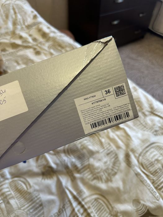 Продам кросовки для лета