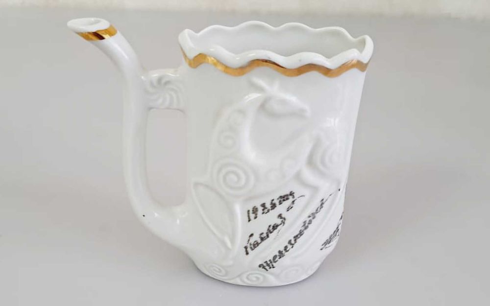 Кружка шутиха, поильник