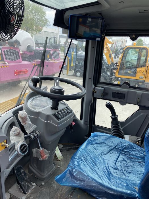 Мини погрузчик 0,5куб Lugong