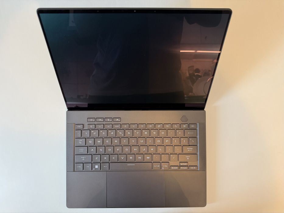 Asus Zephyrus G14 RTX 4070 32GB RAM