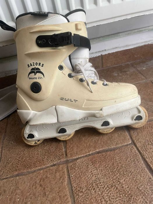 Role agresive Razors Cult