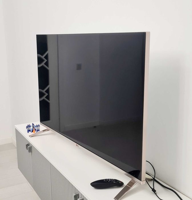 Телевизор LG smart TV