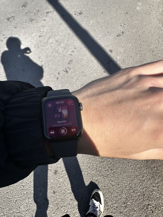 Часы Apple watch se2 40mm