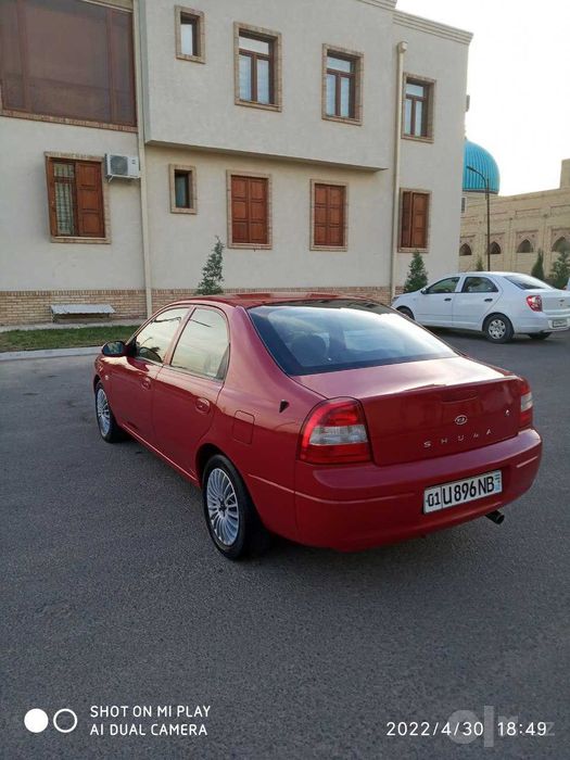 KIA Shuma 1998 red