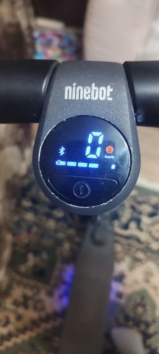 Самокат ninebot es