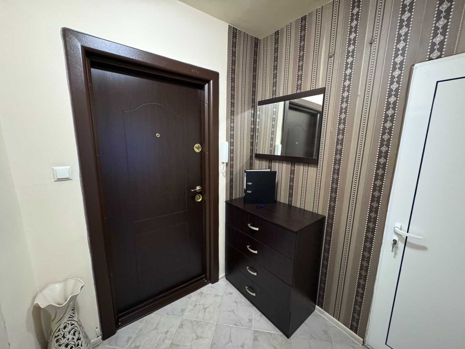 Дава се под наем Двустаен апартамент в Варна, Левски - 64 кв.м за 382.5 € - Снимка #4