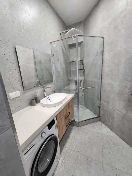 Срочно сдам 2- комнаты  3/5  Мирабадский  метро Айбек