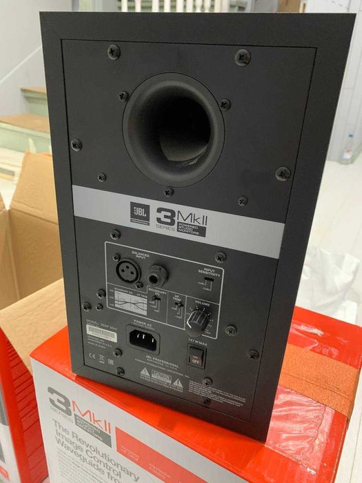 JBL 305P MKII - Активные студийные мониторы (пара)