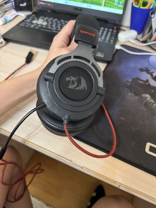 Наушник Redragon aspire