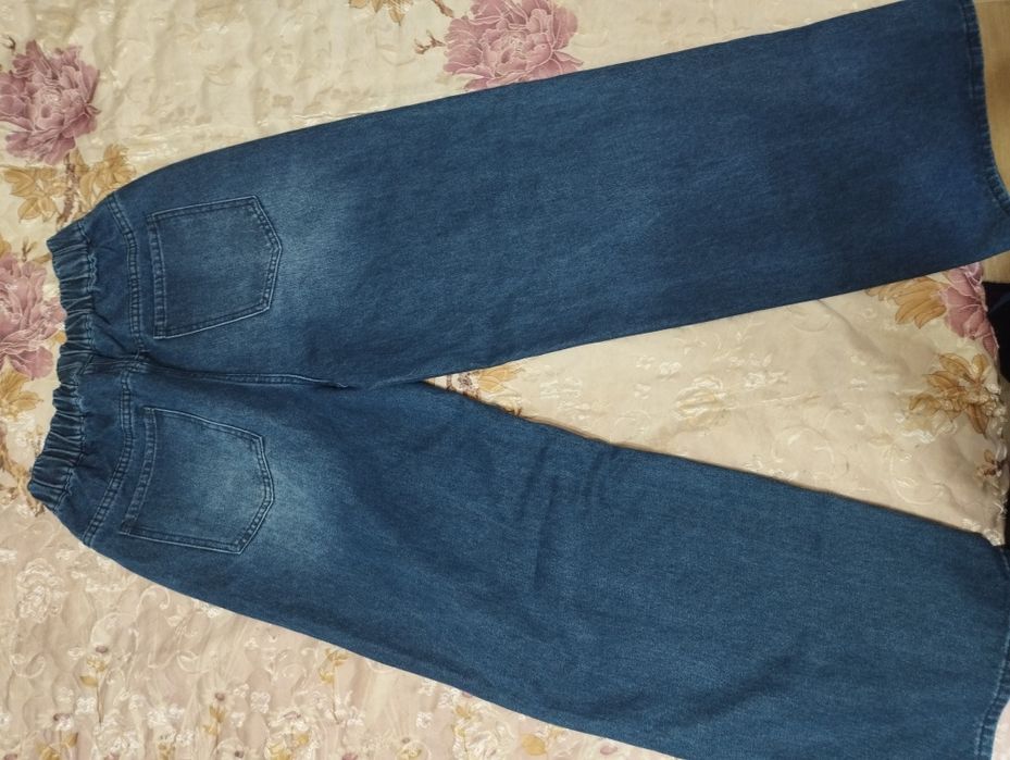 Мужчкие джинсы, стильные