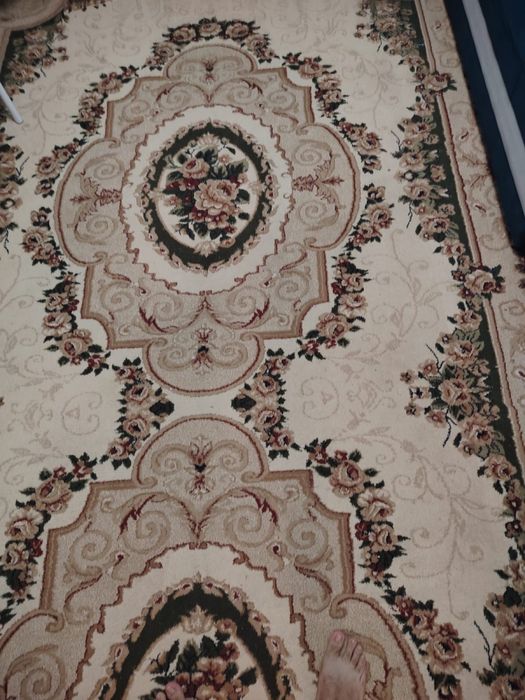 Ковер кілем ……………….