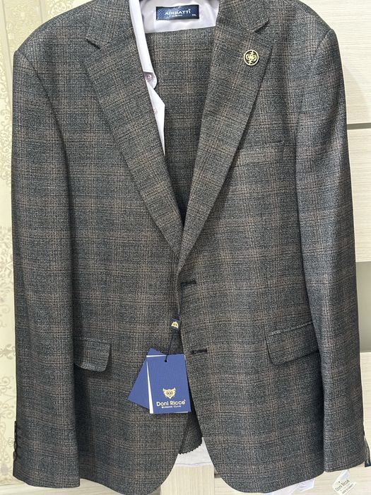 Продам кастюм новый не