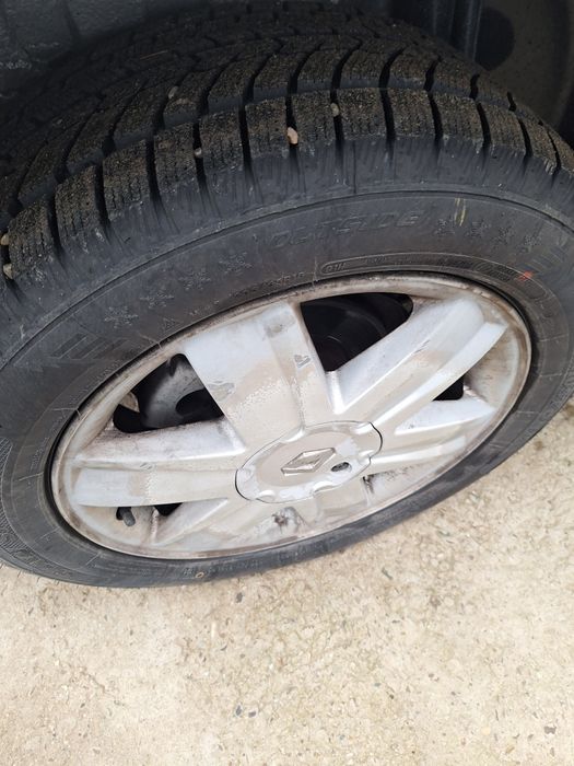 Vând renault megane 2