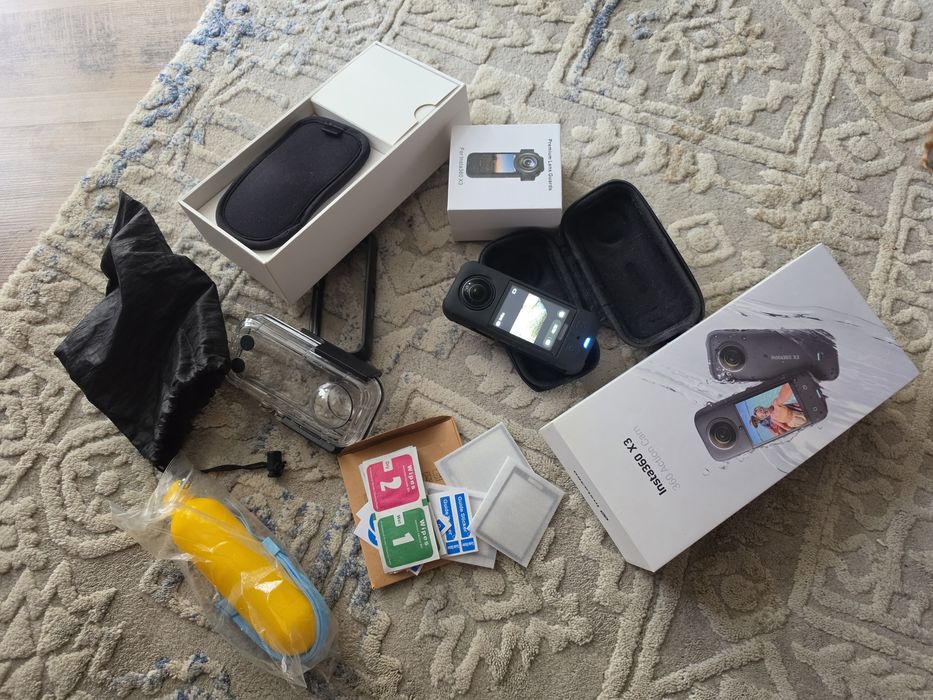 Insta 360 x3 128 gb.