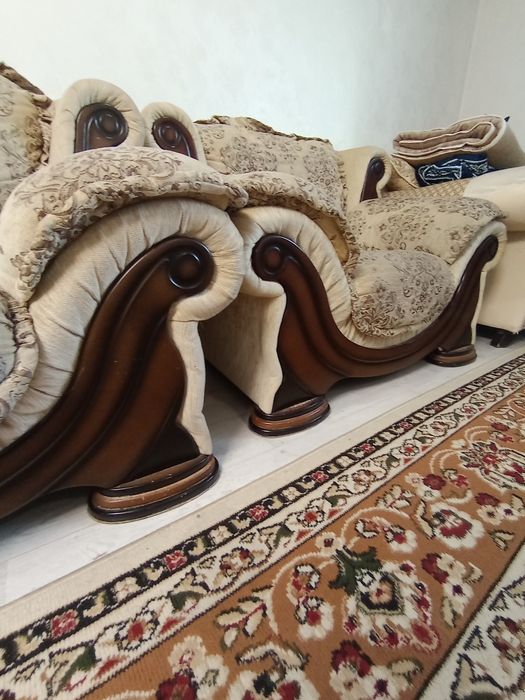 Продам мягкий диван