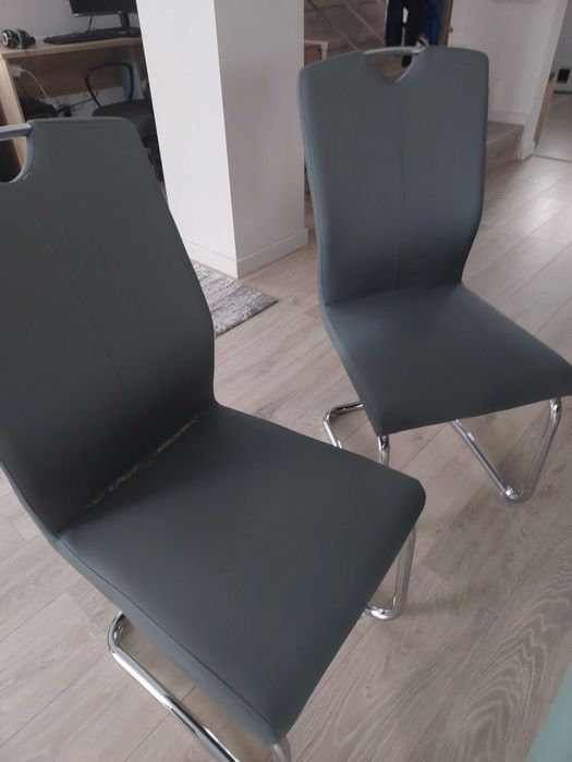 Vand 6 scaune living/bucatarie