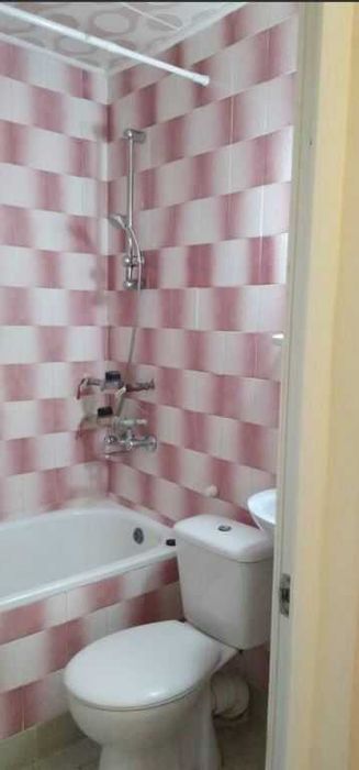 Дава се под наем Двустаен апартамент в Бургас, Зорница - 65 кв.м за 190 € - Снимка #8