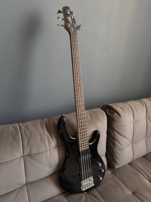 Бас-гитара Cort action v