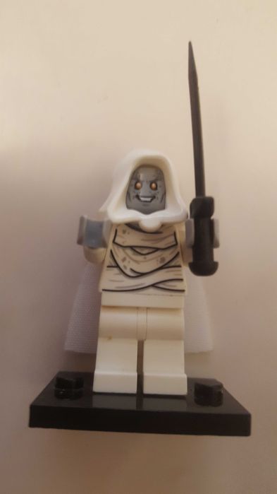 Фигурки от алтернативен конструктор