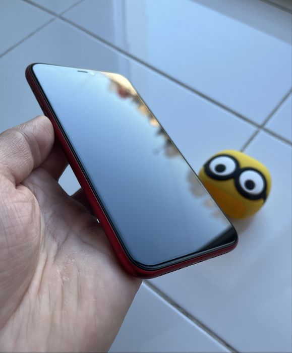 Iphone 11 RED продам