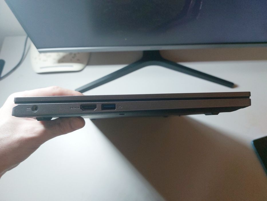 Продам ноутбук Acer spire 515