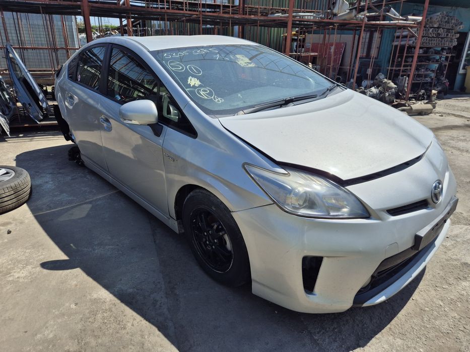 Dezmembram Toyota Prius 2012 1.8 Hybrid