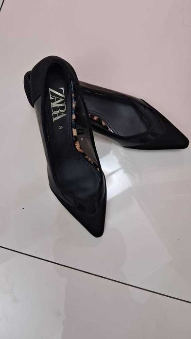 Продаю Новые Туфли Женские ZARA размер 38