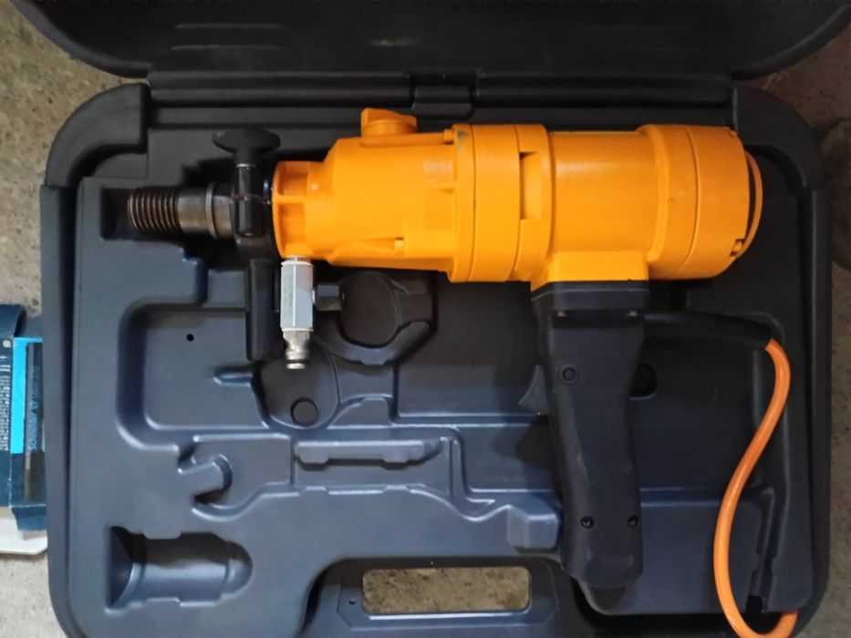 Weka mașină de carotat