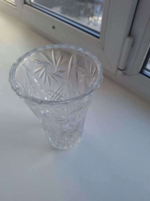 Хрустальная ваза