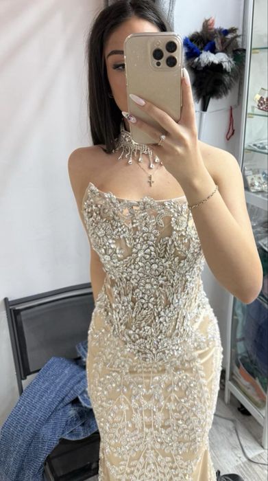 Официални рокли