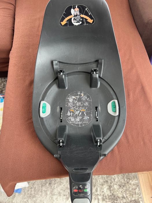 CYBEX Cloud T Platinum + bază ISOFIX 360°