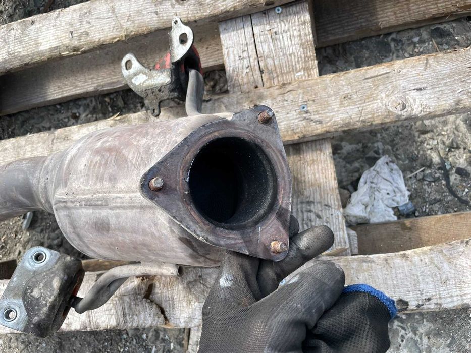 Катализатор 7L5254400G Porsche Cayenne S 4.5 2005г 9PA